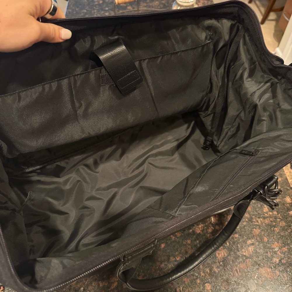 Beis Weekender Bag - Picture 5 of 5